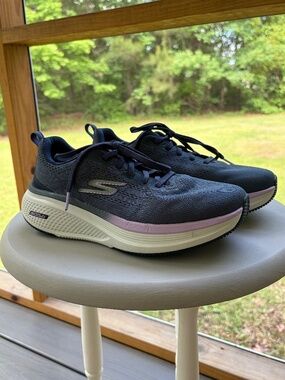 Skechers Go Run Elevate 2.0 Running Shoes Women's 8 W Navy Blue Sneakers 129000